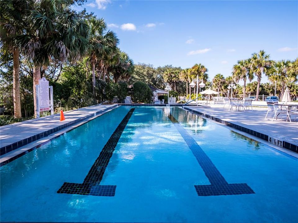 For Sale: $330,000 (3 beds, 2 baths, 2323 Square Feet)