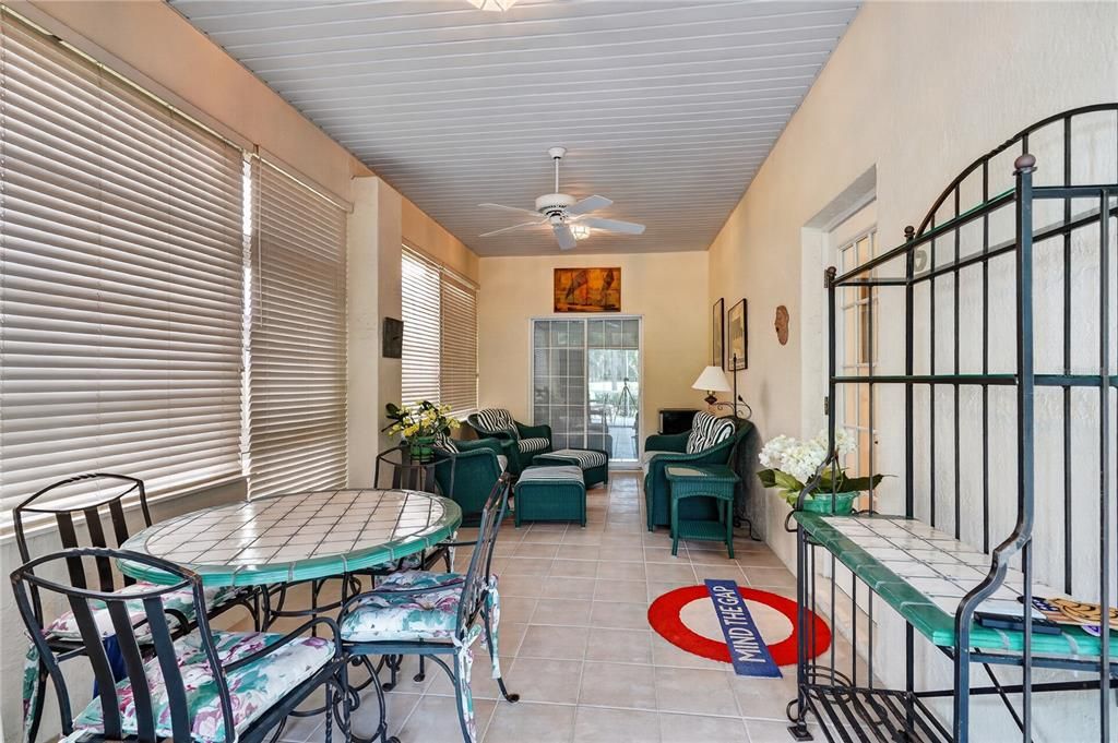 For Sale: $330,000 (3 beds, 2 baths, 2323 Square Feet)