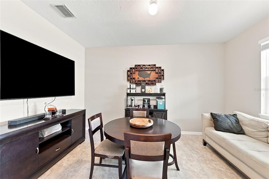 For Sale: $430,000 (3 beds, 3 baths, 2678 Square Feet)