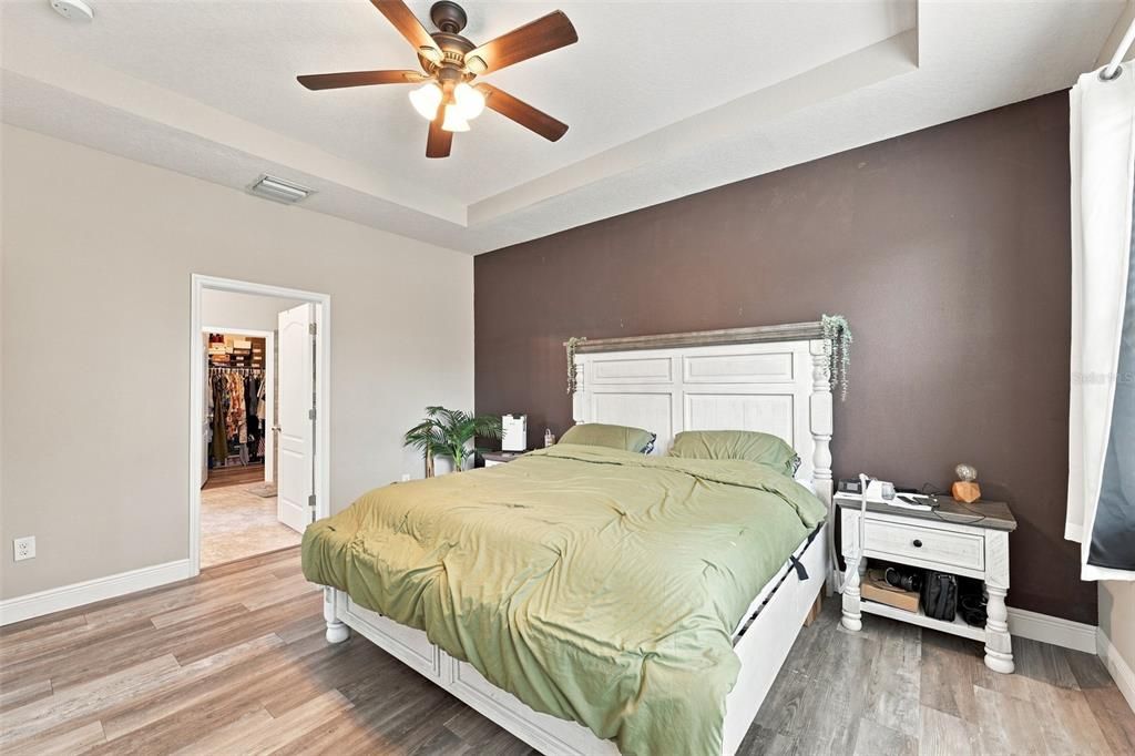 For Sale: $430,000 (3 beds, 3 baths, 2678 Square Feet)