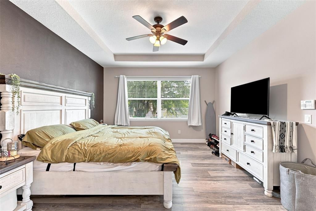 For Sale: $430,000 (3 beds, 3 baths, 2678 Square Feet)