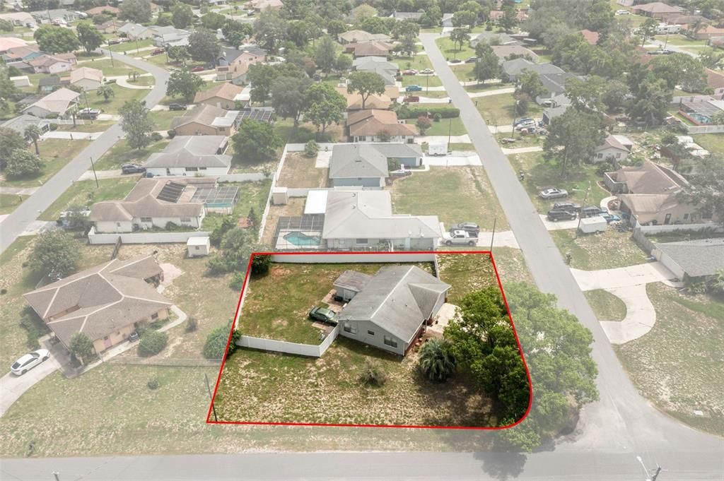 For Sale: $249,900 (2 beds, 2 baths, 992 Square Feet)