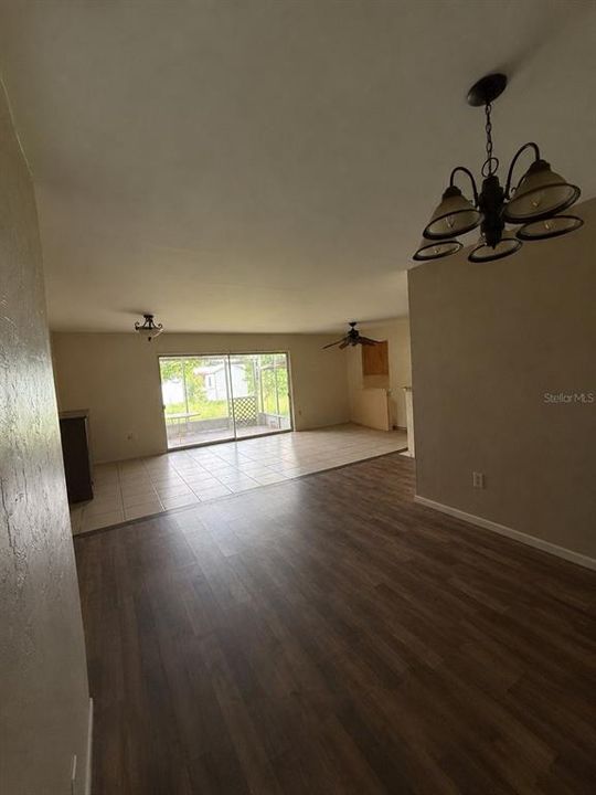 For Sale: $99,000 (2 beds, 1 baths, 1158 Square Feet)