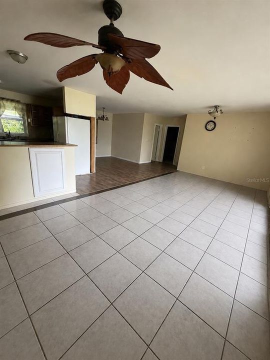 For Sale: $99,000 (2 beds, 1 baths, 1158 Square Feet)