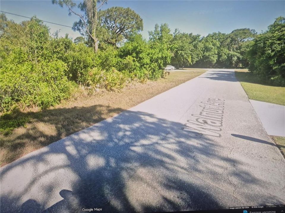 待售: $16,999 (0.23 acres)