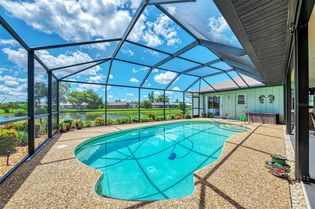 For Sale: $595,000 (3 beds, 2 baths, 2019 Square Feet)