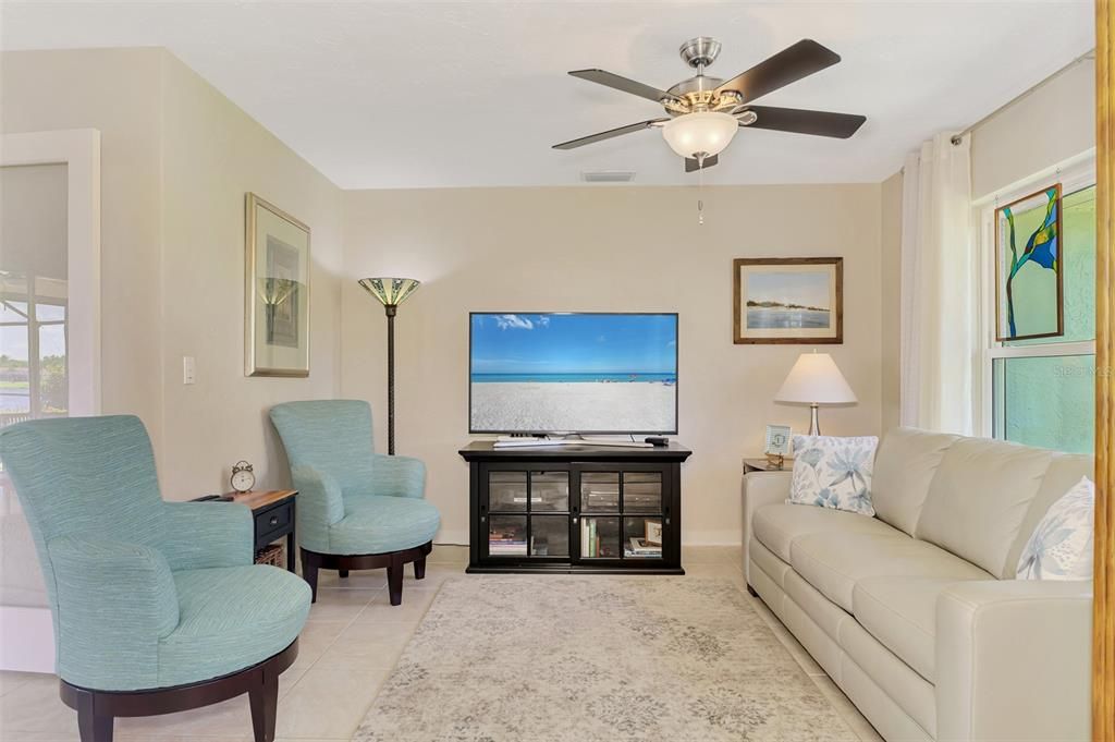 For Sale: $595,000 (3 beds, 2 baths, 2019 Square Feet)