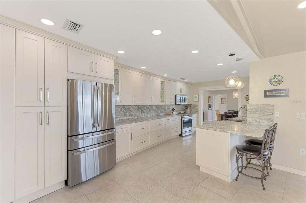For Sale: $595,000 (3 beds, 2 baths, 2019 Square Feet)