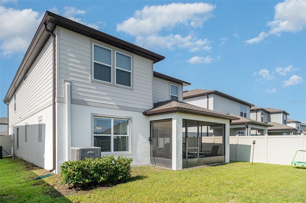 For Rent: $2,800 (5 beds, 3 baths, 2624 Square Feet)