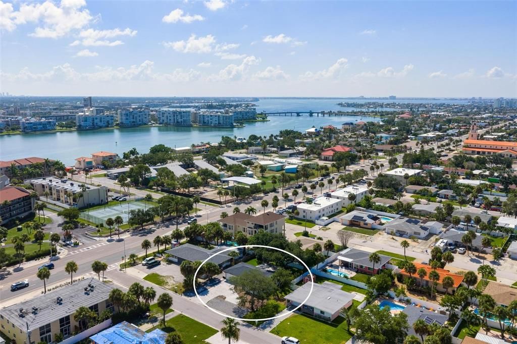 En Venta: $579,900 (3 camas, 2 baños, 1581 Pies cuadrados)