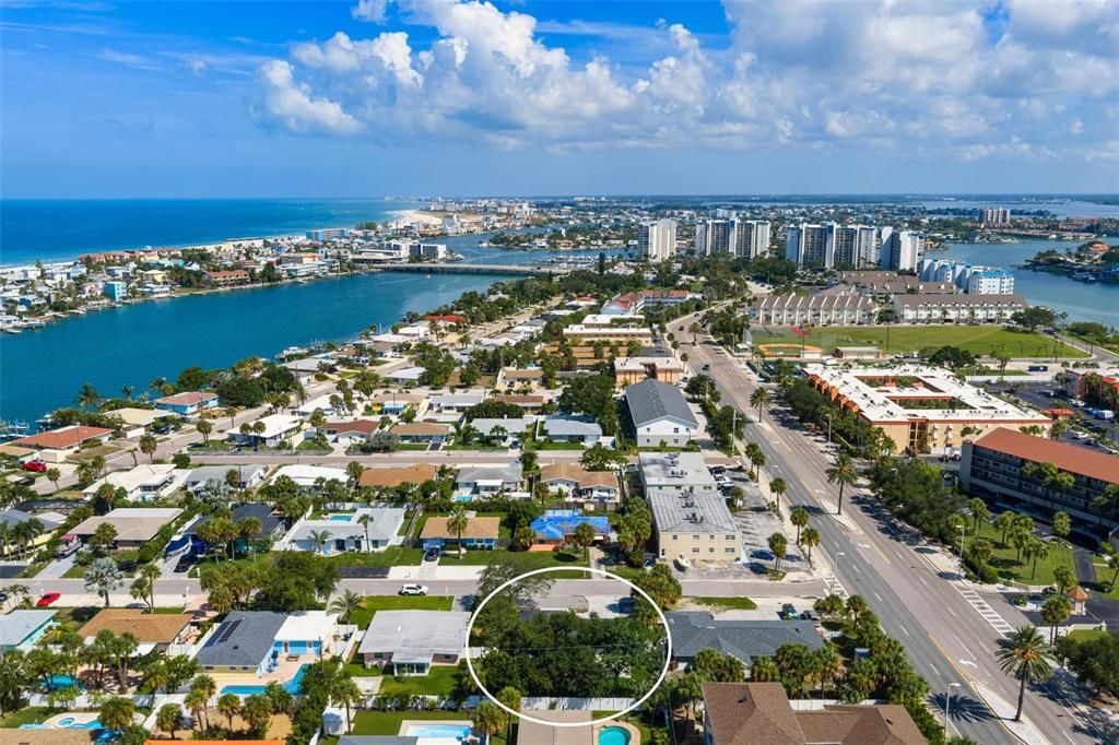 En Venta: $579,900 (3 camas, 2 baños, 1581 Pies cuadrados)