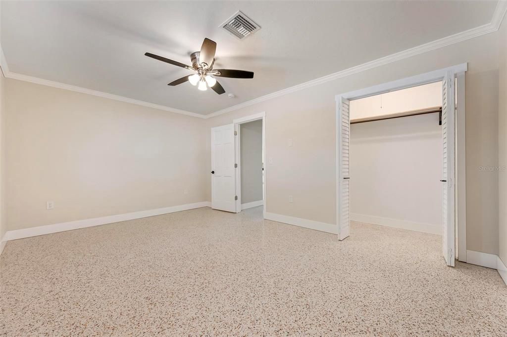 En Venta: $579,900 (3 camas, 2 baños, 1581 Pies cuadrados)