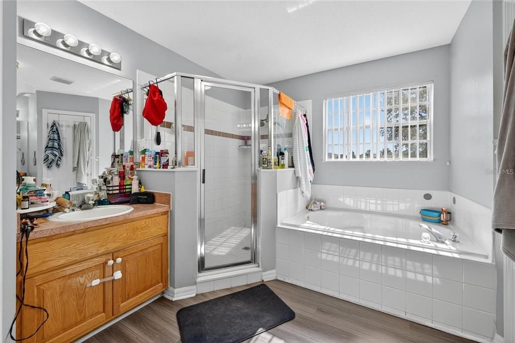 В аренду: $2,900 (5 спален, 3 ванн, 2636 Квадратных фут)
