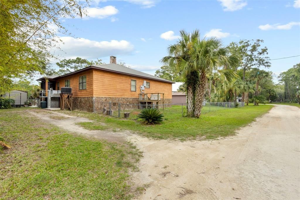 For Sale: $830,000 (4 beds, 2 baths, 2282 Square Feet)