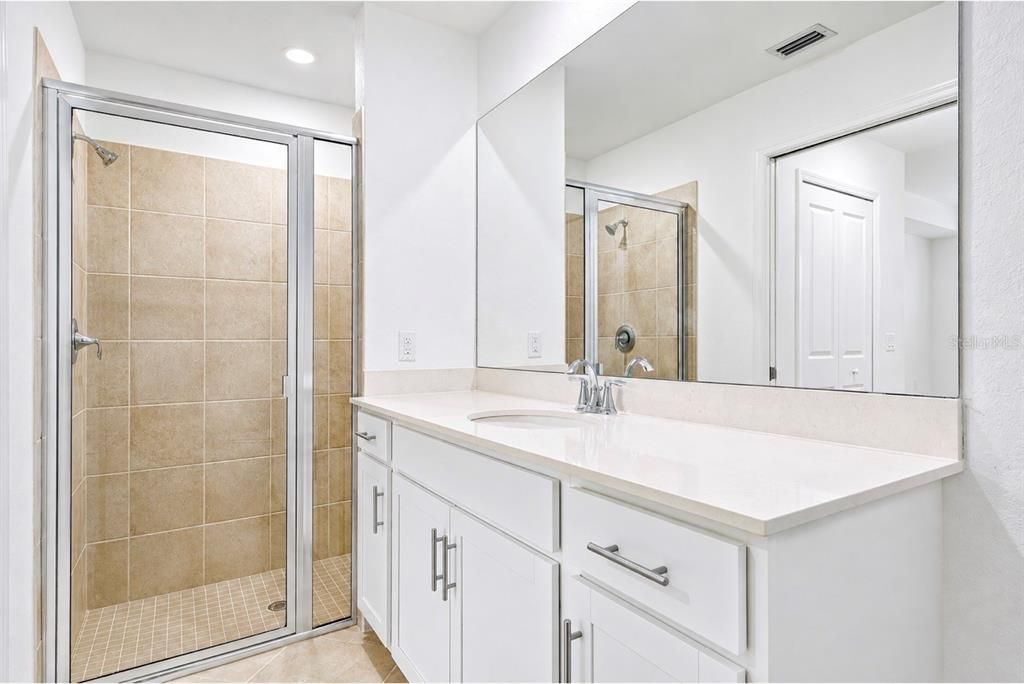 For Sale: $229,000 (2 beds, 2 baths, 1120 Square Feet)