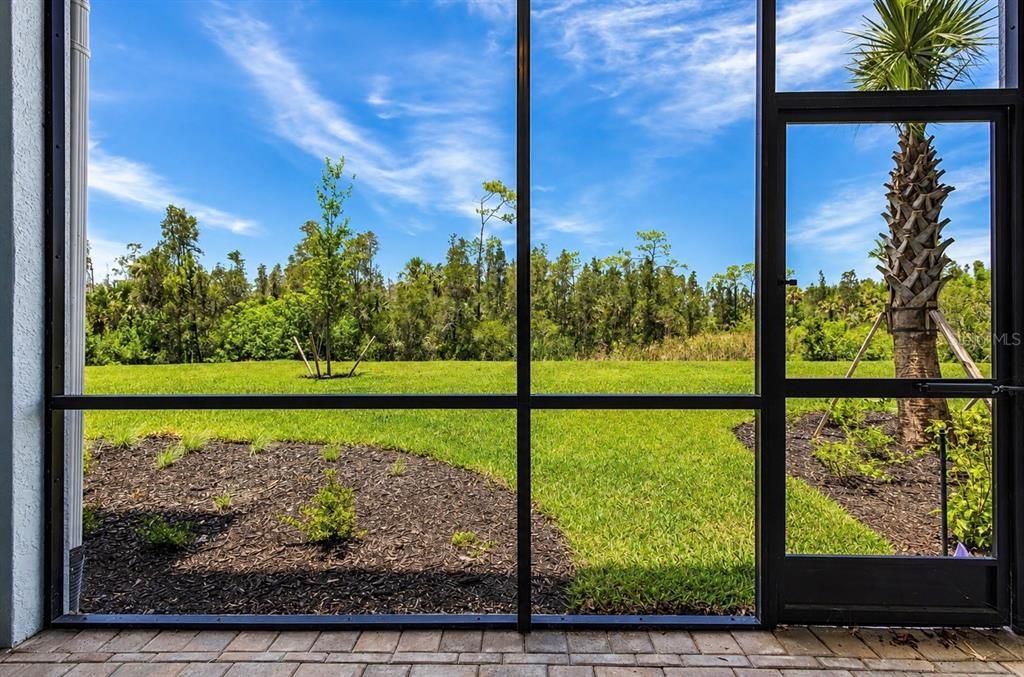 For Sale: $229,000 (2 beds, 2 baths, 1120 Square Feet)