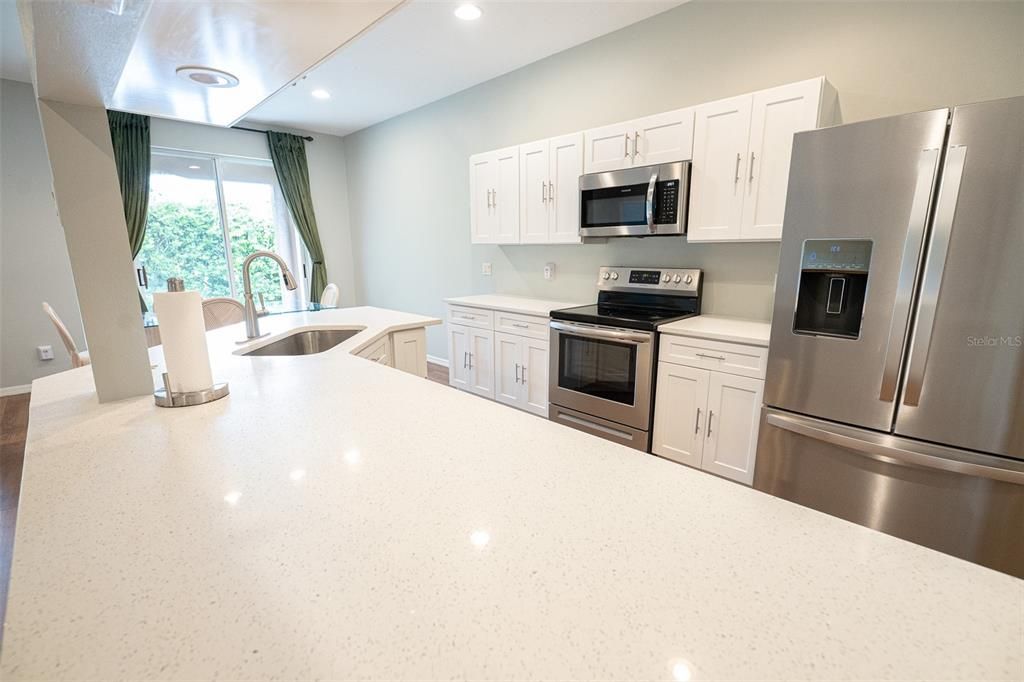 For Sale: $365,000 (2 beds, 2 baths, 1603 Square Feet)