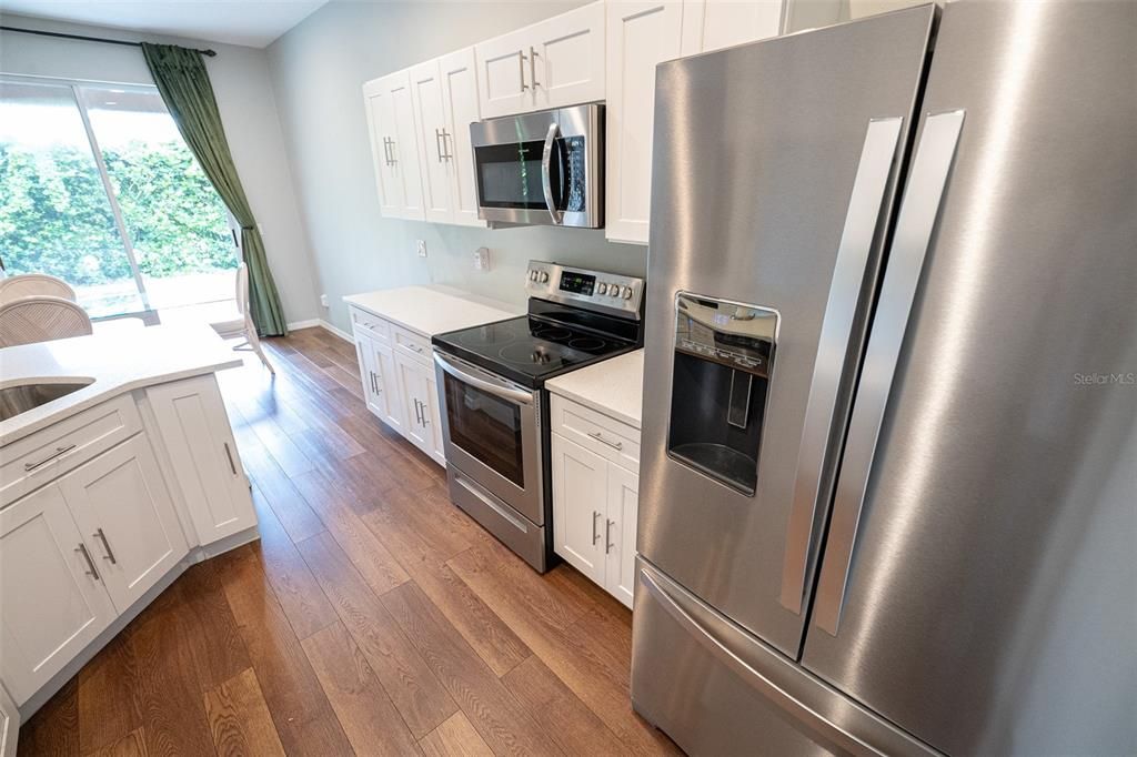 For Sale: $365,000 (2 beds, 2 baths, 1603 Square Feet)