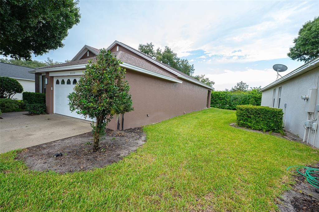 For Sale: $365,000 (2 beds, 2 baths, 1603 Square Feet)