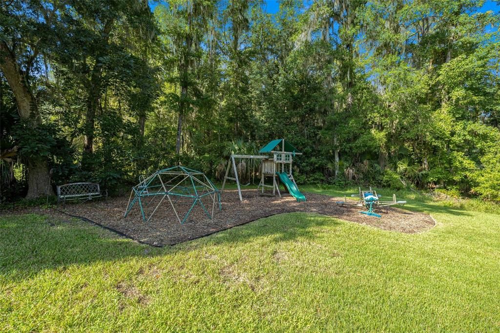 For Sale: $714,750 (5 beds, 3 baths, 3375 Square Feet)