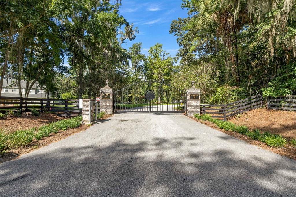 For Sale: $714,750 (5 beds, 3 baths, 3375 Square Feet)