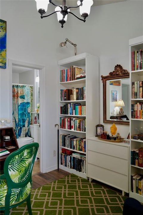 For Sale: $178,500 (2 beds, 2 baths, 1103 Square Feet)