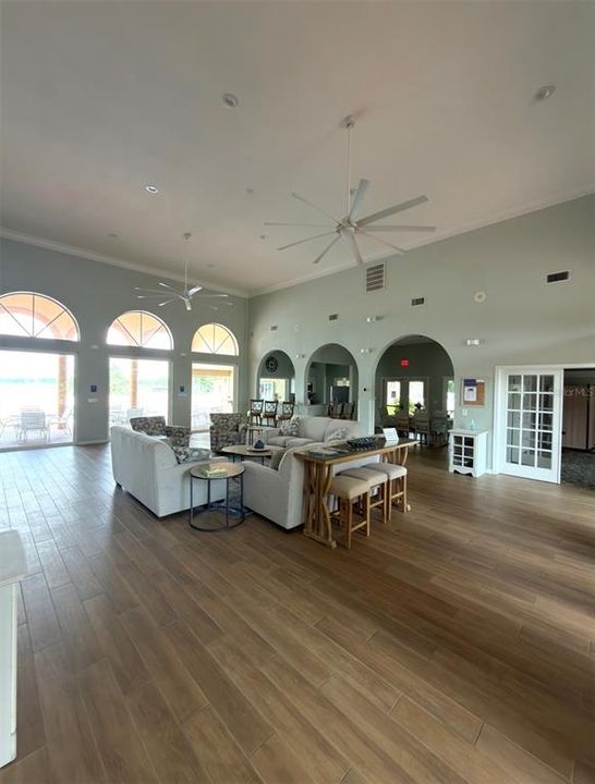 Active With Contract: $178,500 (2 beds, 2 baths, 1103 Square Feet)