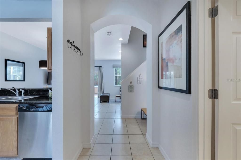 For Sale: $325,000 (3 beds, 2 baths, 1435 Square Feet)