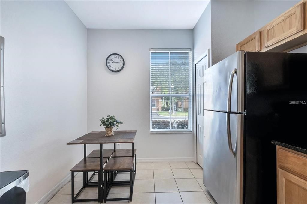 For Sale: $325,000 (3 beds, 2 baths, 1435 Square Feet)