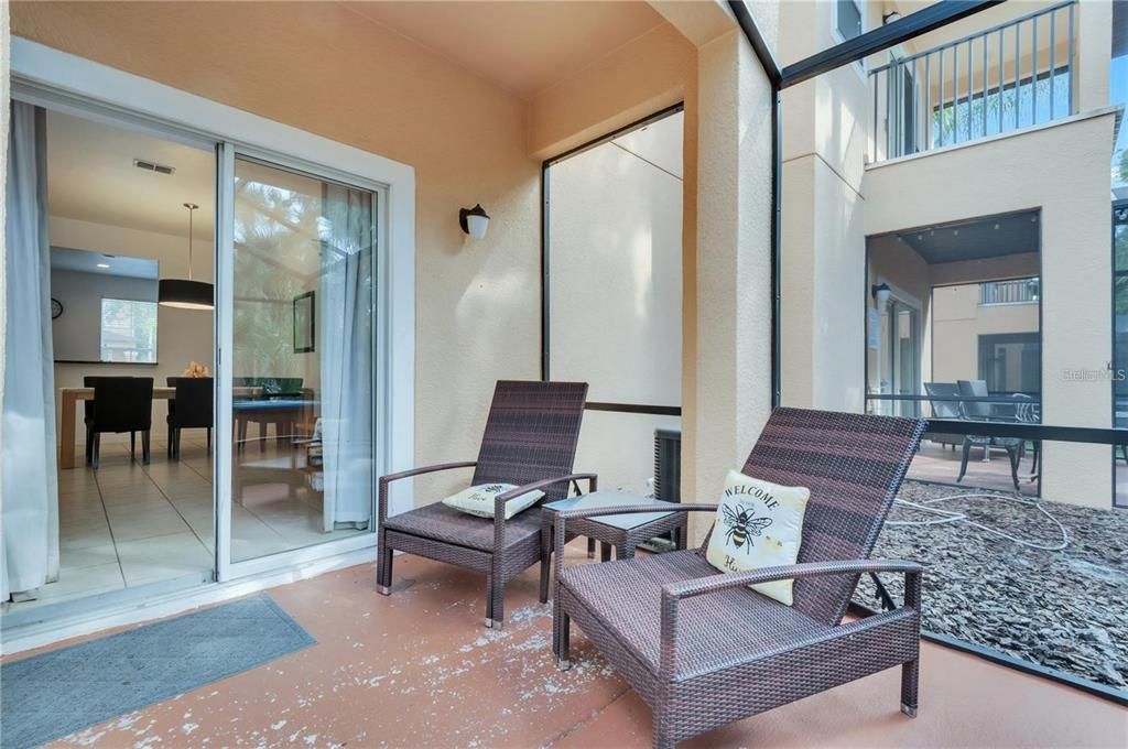 For Sale: $325,000 (3 beds, 2 baths, 1435 Square Feet)