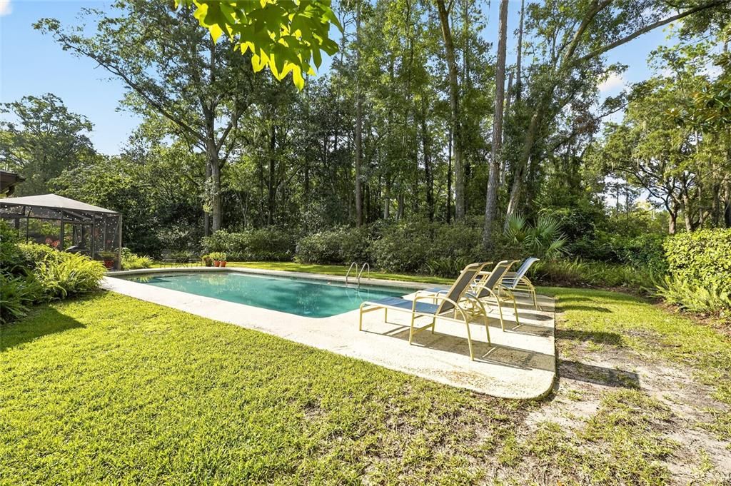 For Sale: $575,000 (4 beds, 2 baths, 2915 Square Feet)