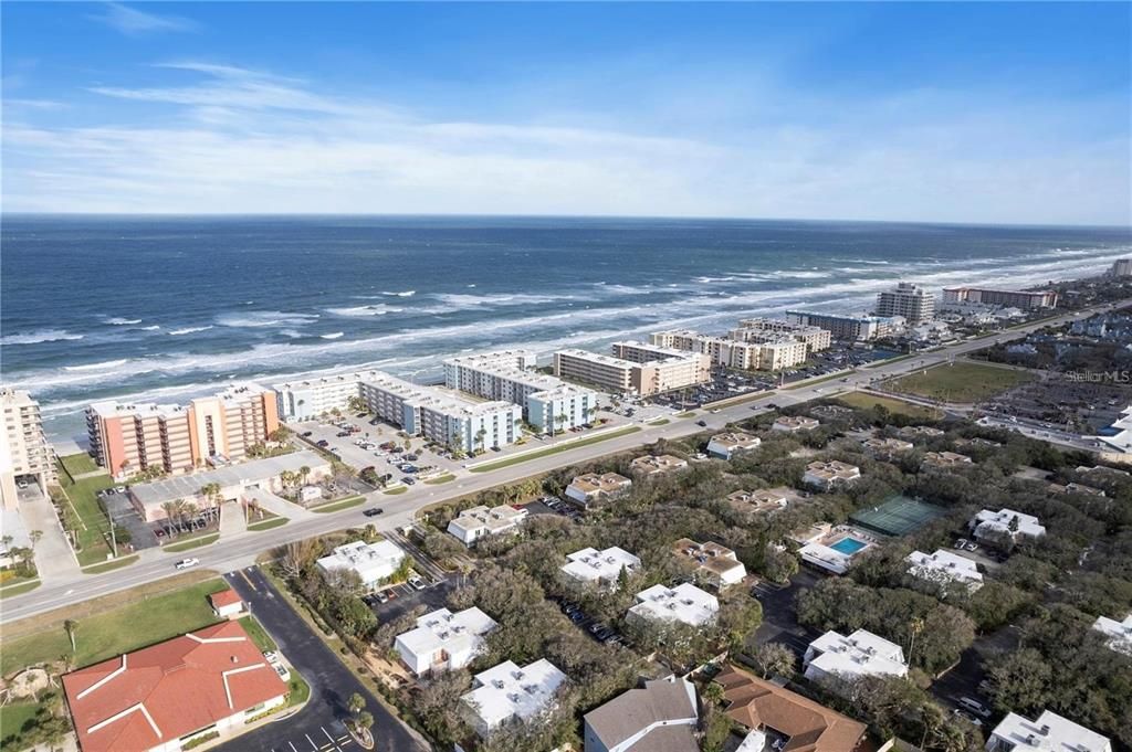 For Sale: $349,000 (2 beds, 2 baths, 1188 Square Feet)