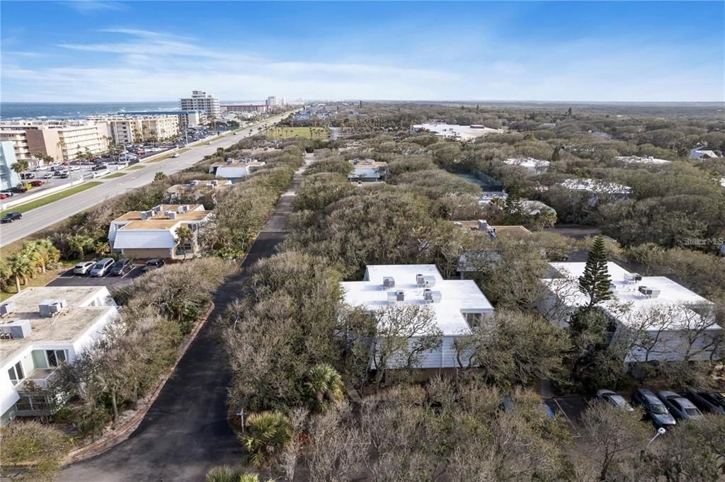 For Sale: $349,000 (2 beds, 2 baths, 1188 Square Feet)