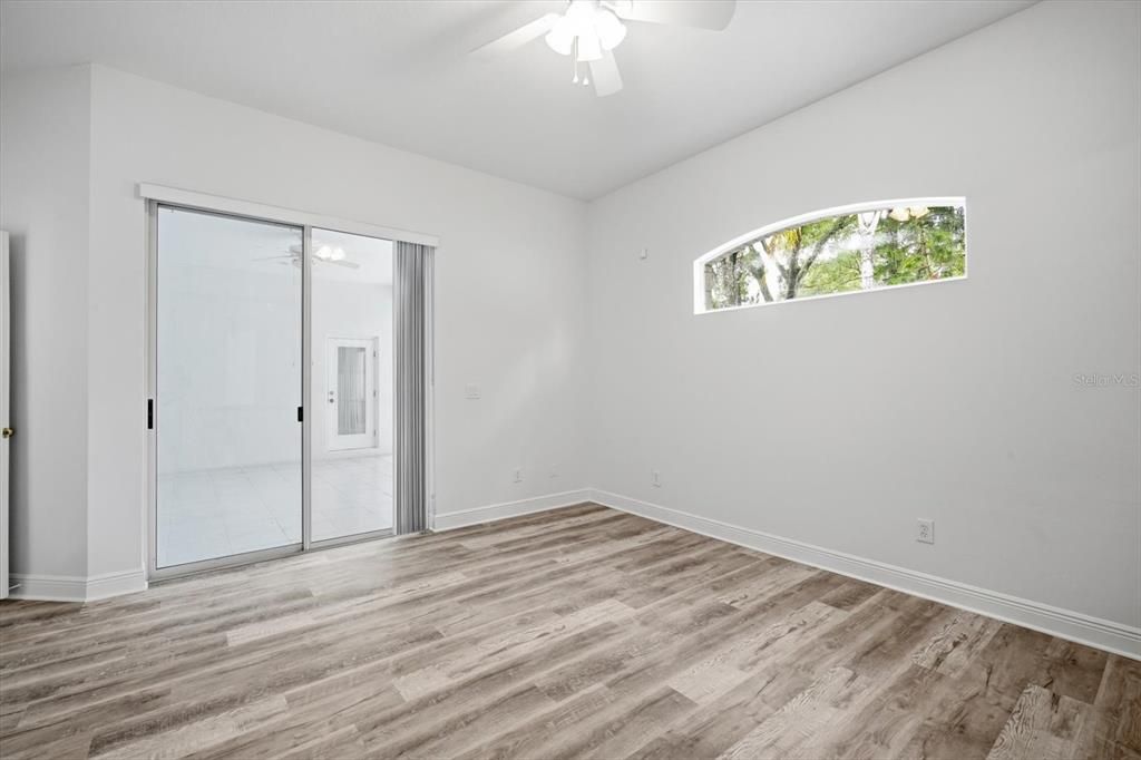 For Sale: $680,000 (4 beds, 2 baths, 2428 Square Feet)
