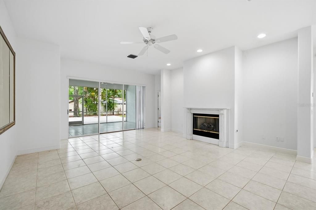 For Sale: $680,000 (4 beds, 2 baths, 2428 Square Feet)