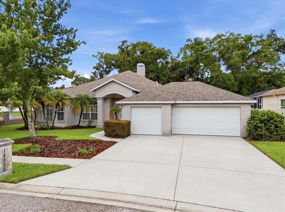 For Sale: $680,000 (4 beds, 2 baths, 2428 Square Feet)