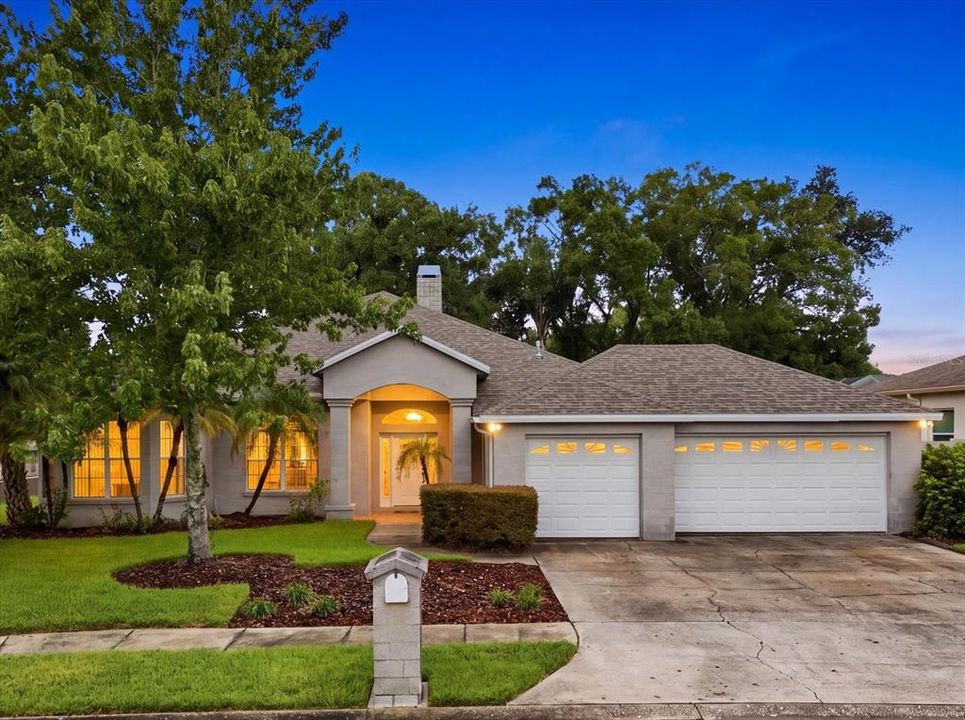 For Sale: $680,000 (4 beds, 2 baths, 2428 Square Feet)