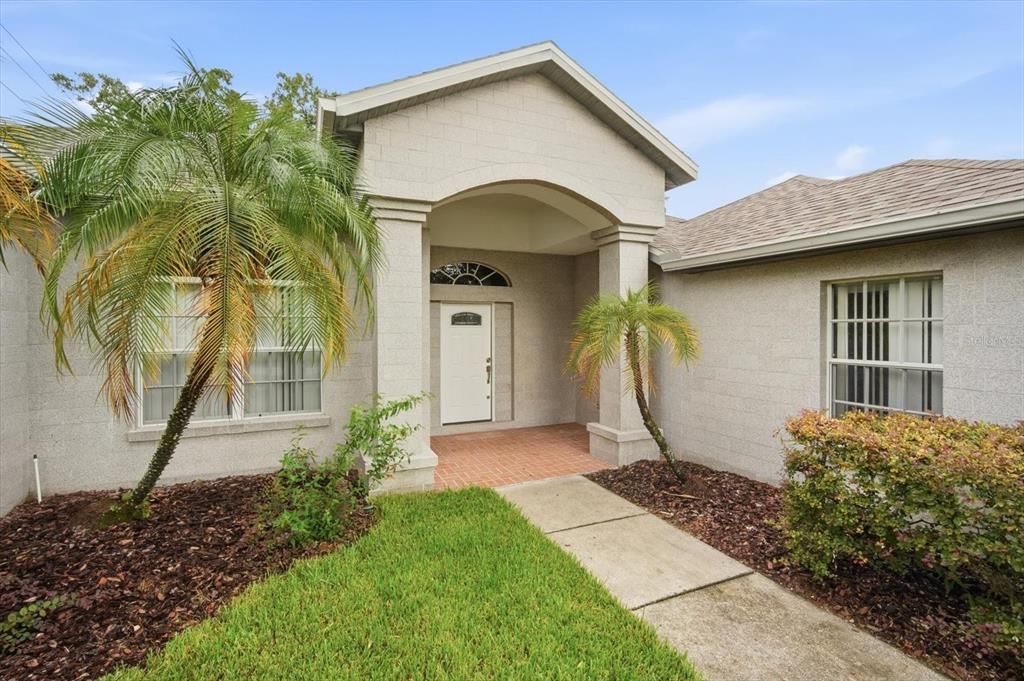 For Sale: $680,000 (4 beds, 2 baths, 2428 Square Feet)