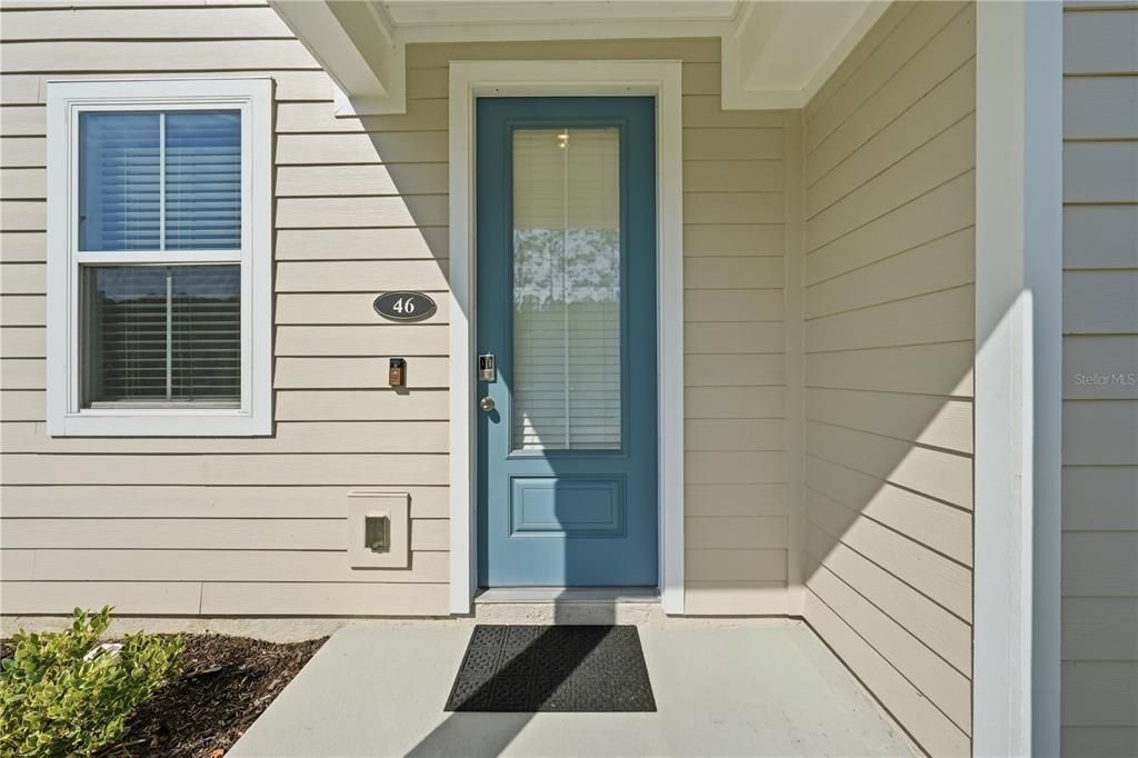 For Sale: $250,000 (2 beds, 2 baths, 1206 Square Feet)