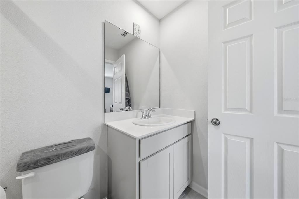 For Sale: $250,000 (2 beds, 2 baths, 1206 Square Feet)