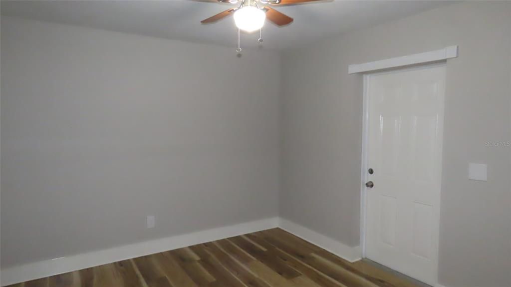 For Sale: $463,500 (3 beds, 2 baths, 1508 Square Feet)
