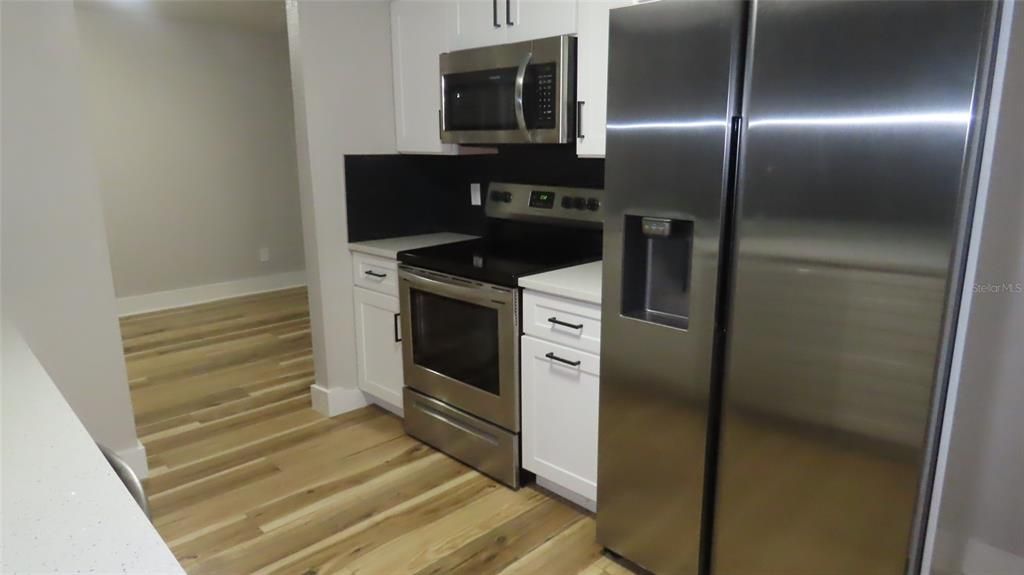 For Sale: $463,500 (3 beds, 2 baths, 1508 Square Feet)