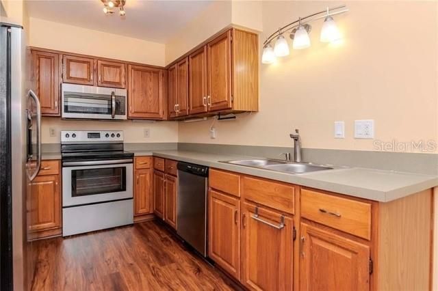 En Venta: $229,000 (2 camas, 2 baños, 1090 Pies cuadrados)
