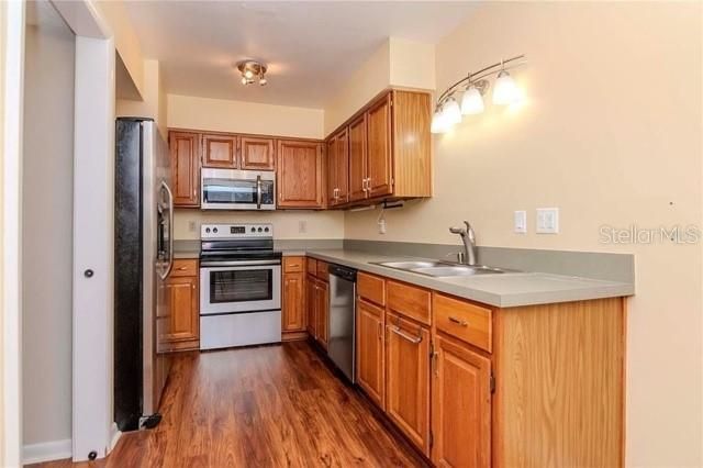 En Venta: $229,000 (2 camas, 2 baños, 1090 Pies cuadrados)