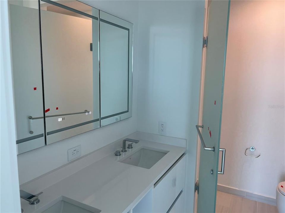 For Rent: $5,900 (2 beds, 2 baths, 1348 Square Feet)