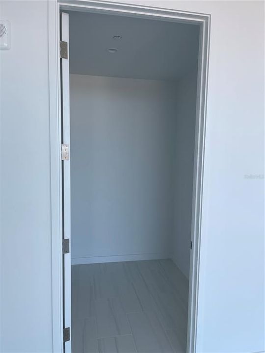 For Rent: $5,900 (2 beds, 2 baths, 1348 Square Feet)