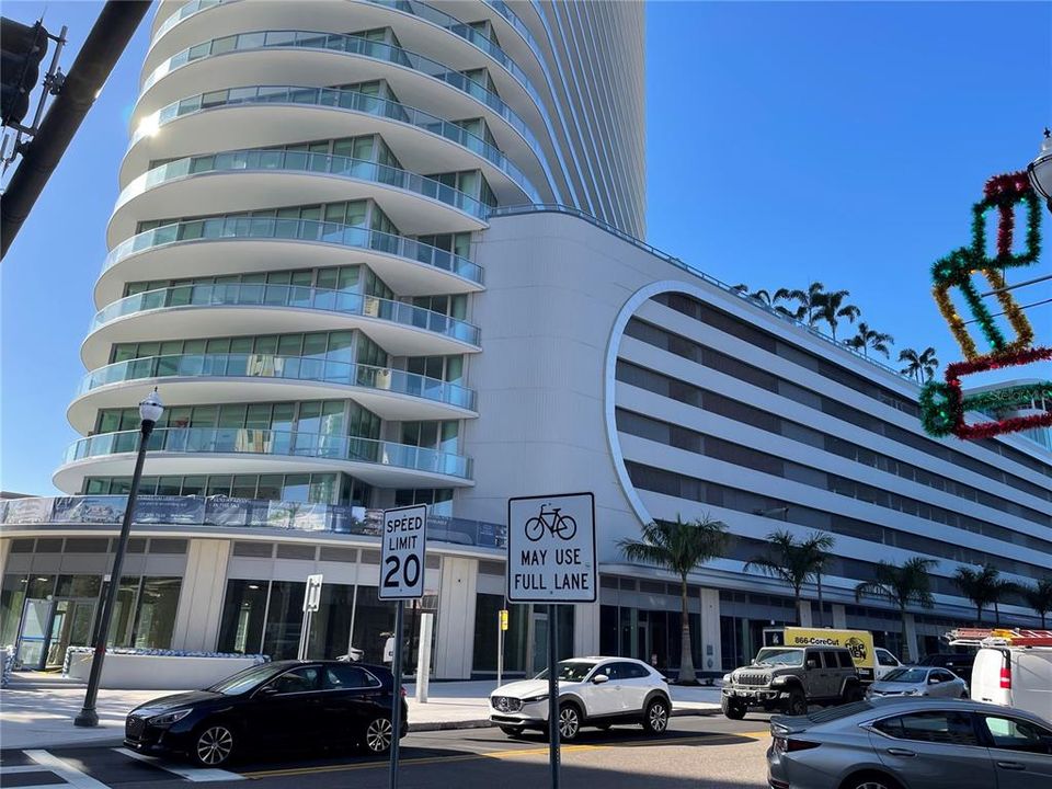 For Rent: $5,900 (2 beds, 2 baths, 1348 Square Feet)