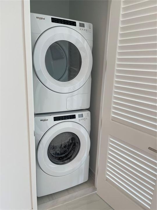 For Rent: $5,900 (2 beds, 2 baths, 1348 Square Feet)