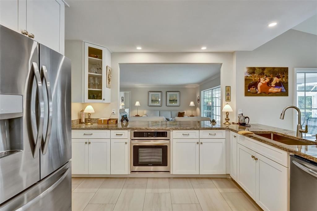 For Sale: $985,000 (3 beds, 2 baths, 2848 Square Feet)