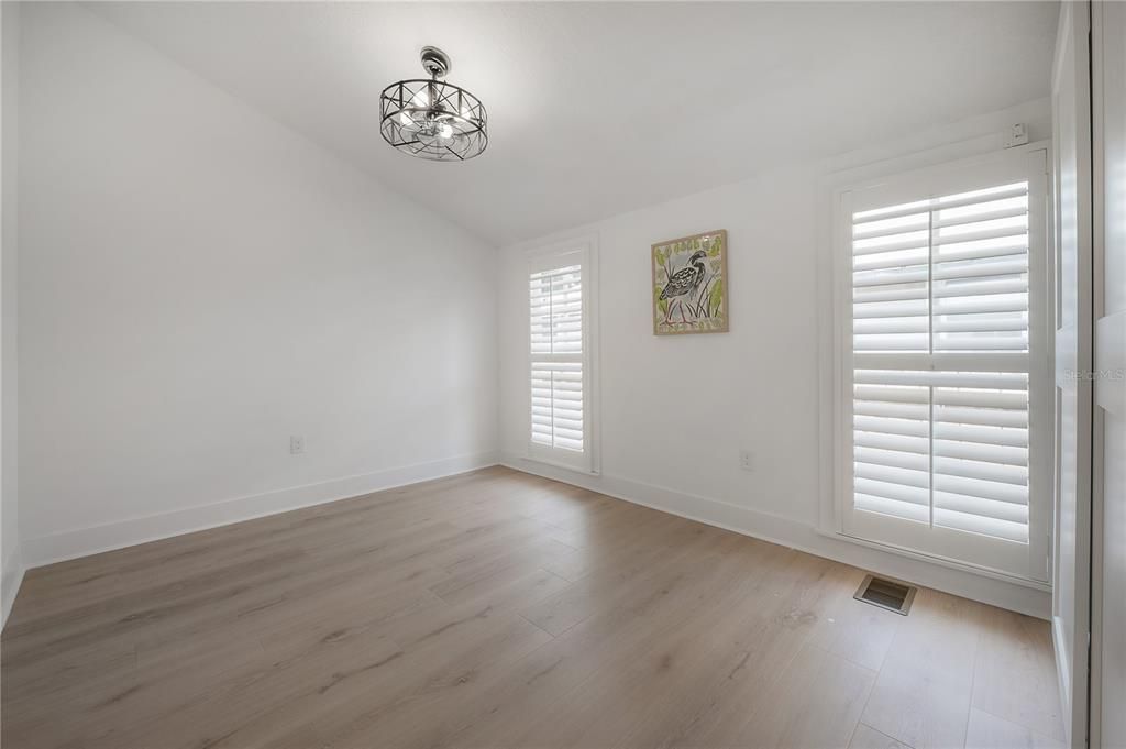 For Rent: $3,200 (2 beds, 2 baths, 1004 Square Feet)